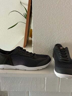 Hike Footwear HF Lightweight Black Mesh Trainer with Pink Logo